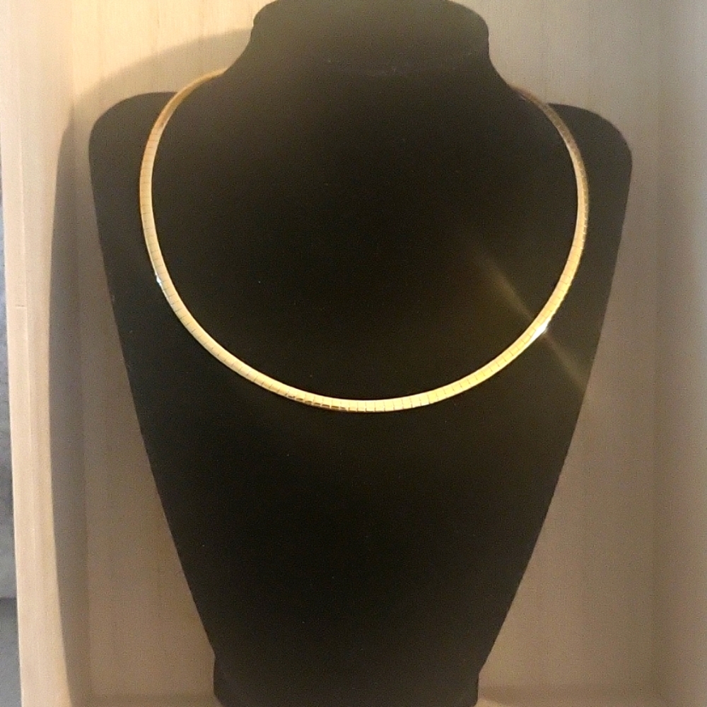 NEW reversible necklace ✨️ gold & silver side